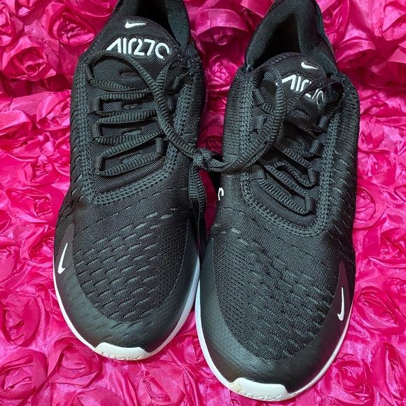 Nike Air Max 270 Women's Shoes - Picture 4 of 8